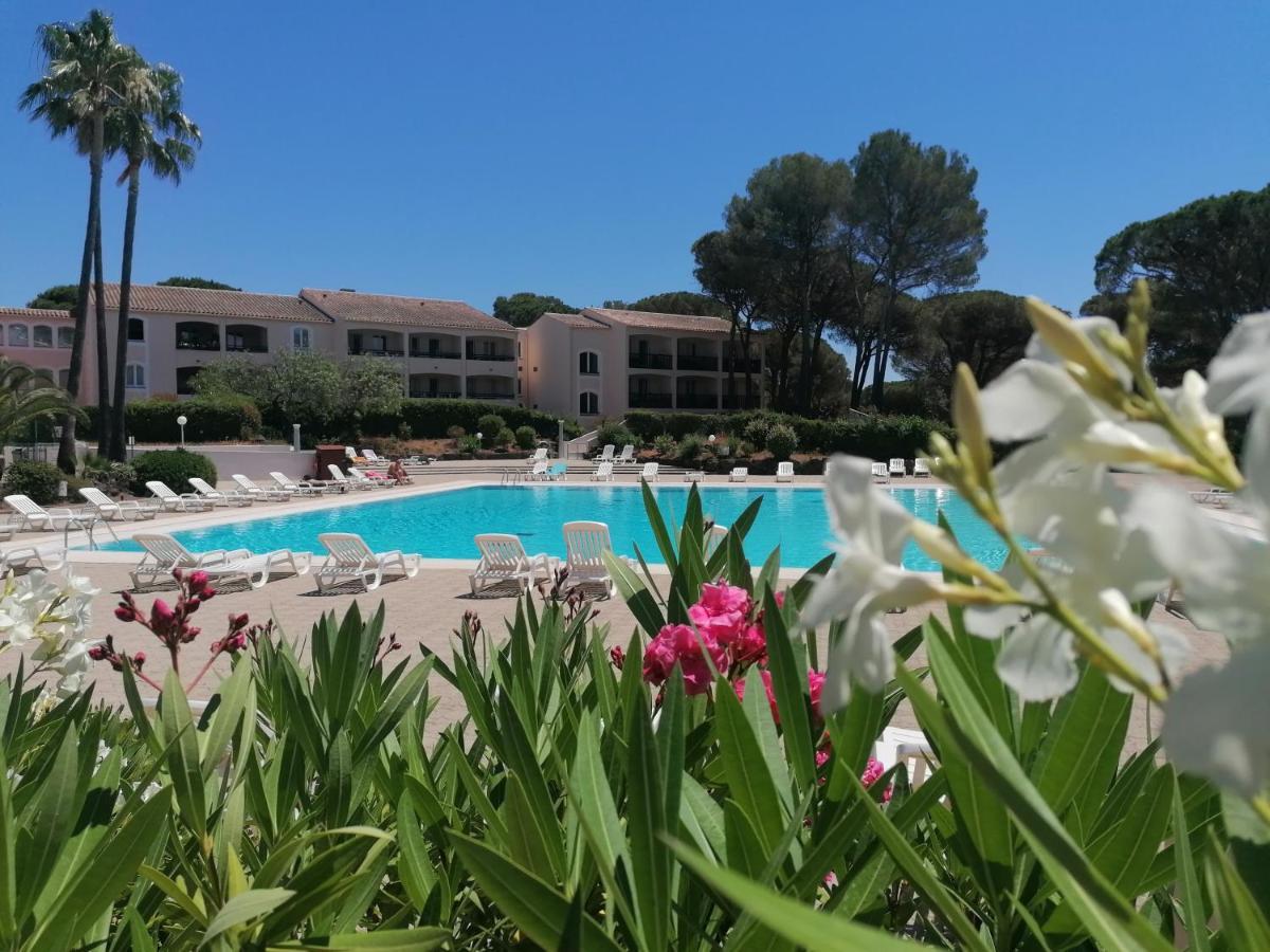 Residence Golfs De Valescure 2 Saint-Raphaël Buitenkant foto