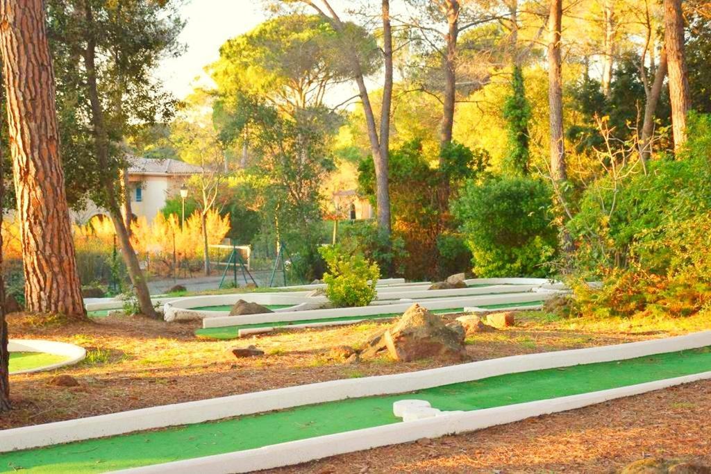 Residence Golfs De Valescure 2 Saint-Raphaël Buitenkant foto